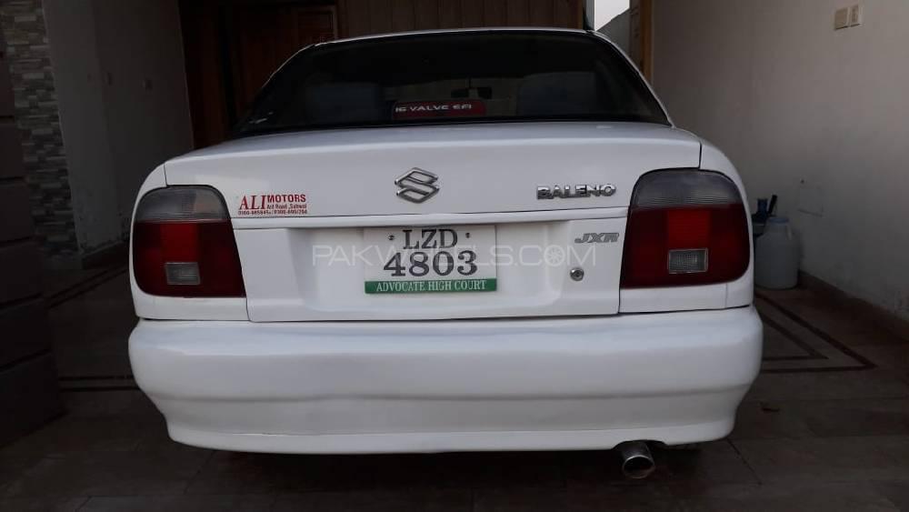 Suzuki Baleno 2004 for Sale in Sahiwal Suzuki Baleno 2004 for Sale in Sahiwal Image-3