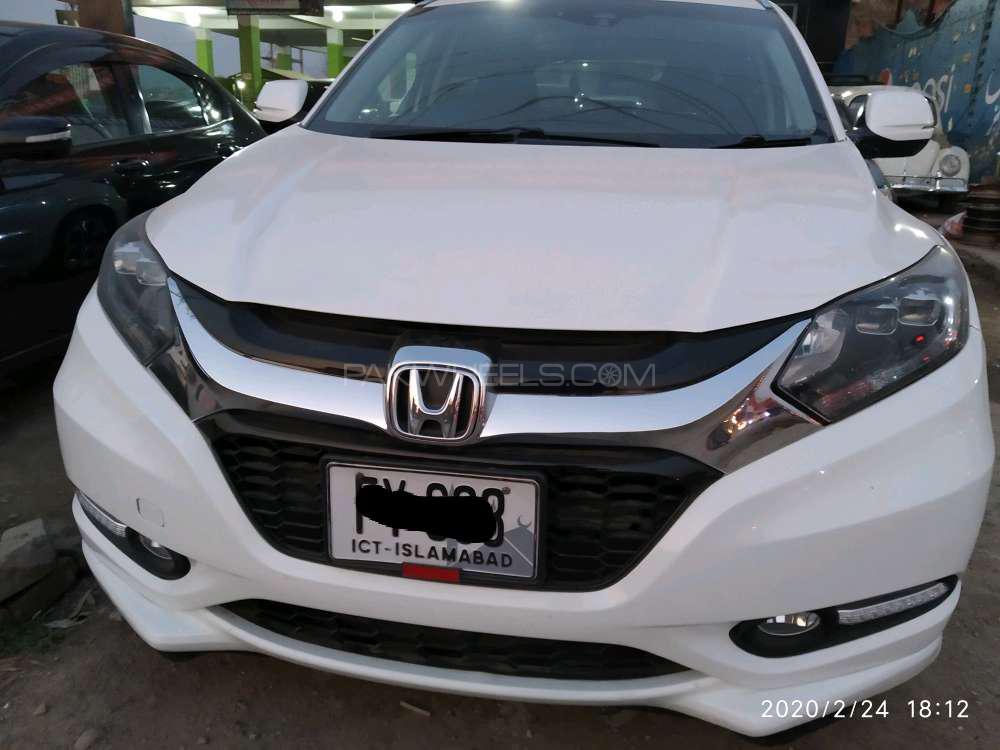 Honda Vezel 2015 for Sale in Rawalpindi Image-1