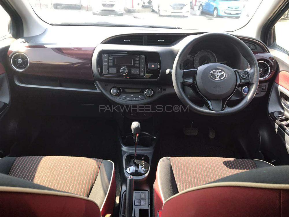 Toyota Vitz 2018 for Sale in Rawalpindi Toyota Vitz 2018 for Sale in Rawalpindi Image-7