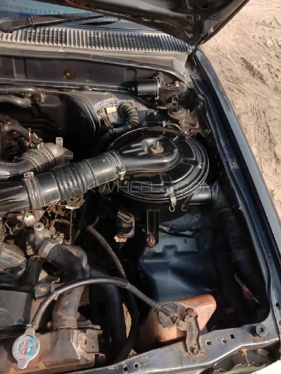Toyota Hilux 2003 for Sale in Fateh pur Toyota Hilux 2003 for Sale in Fateh pur Image-9