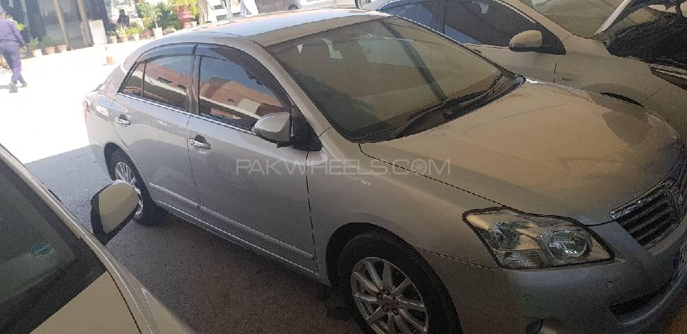 Toyota Premio 2013 for Sale in Islamabad Image-1
