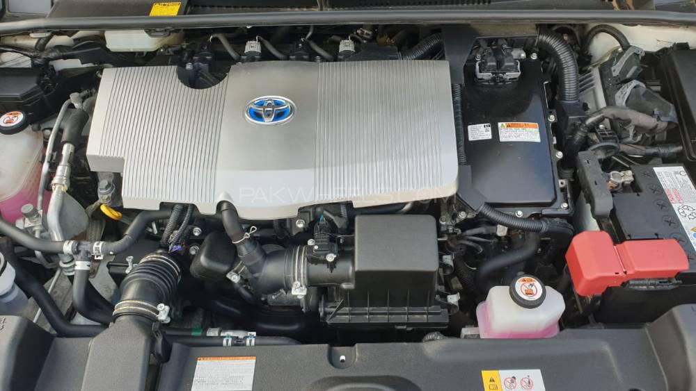 Toyota Prius 2016 for Sale in Hyderabad Toyota Prius 2016 for Sale in Hyderabad Image-2