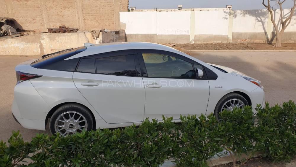 Toyota Prius 2016 for Sale in Hyderabad Toyota Prius 2016 for Sale in Hyderabad Image-11