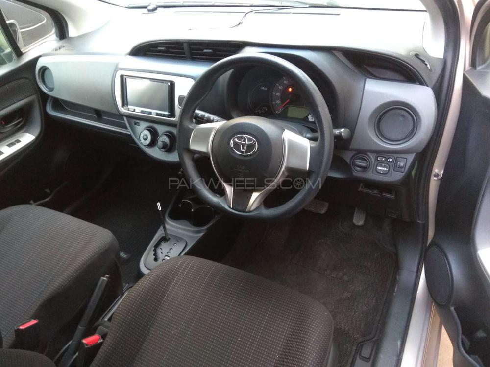 Toyota Vitz 2015 for Sale in Karachi Toyota Vitz 2015 for Sale in Karachi Image-4