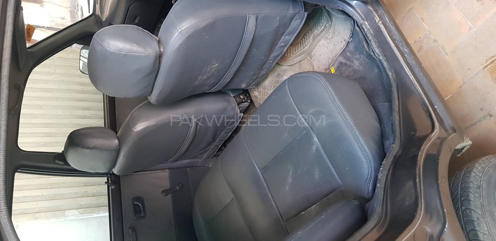 Daihatsu Cuore 2010 for Sale in Sialkot Daihatsu Cuore 2010 for Sale in Sialkot Image-5