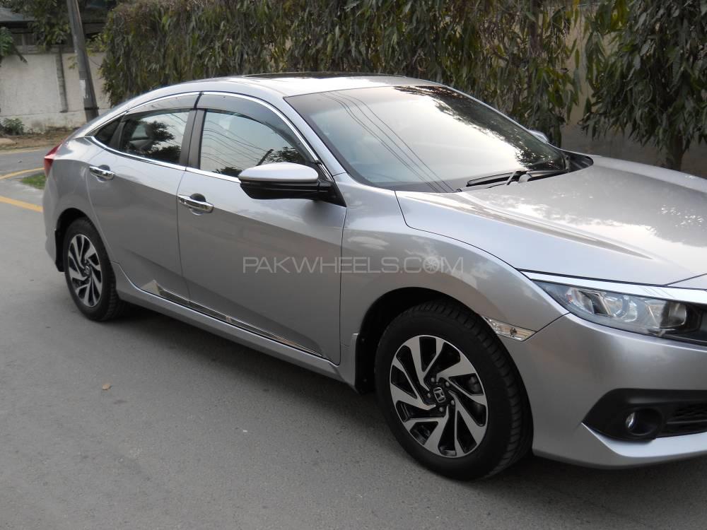 Honda Civic 2018 for Sale in Lahore Honda Civic 2018 for Sale in Lahore Image-3