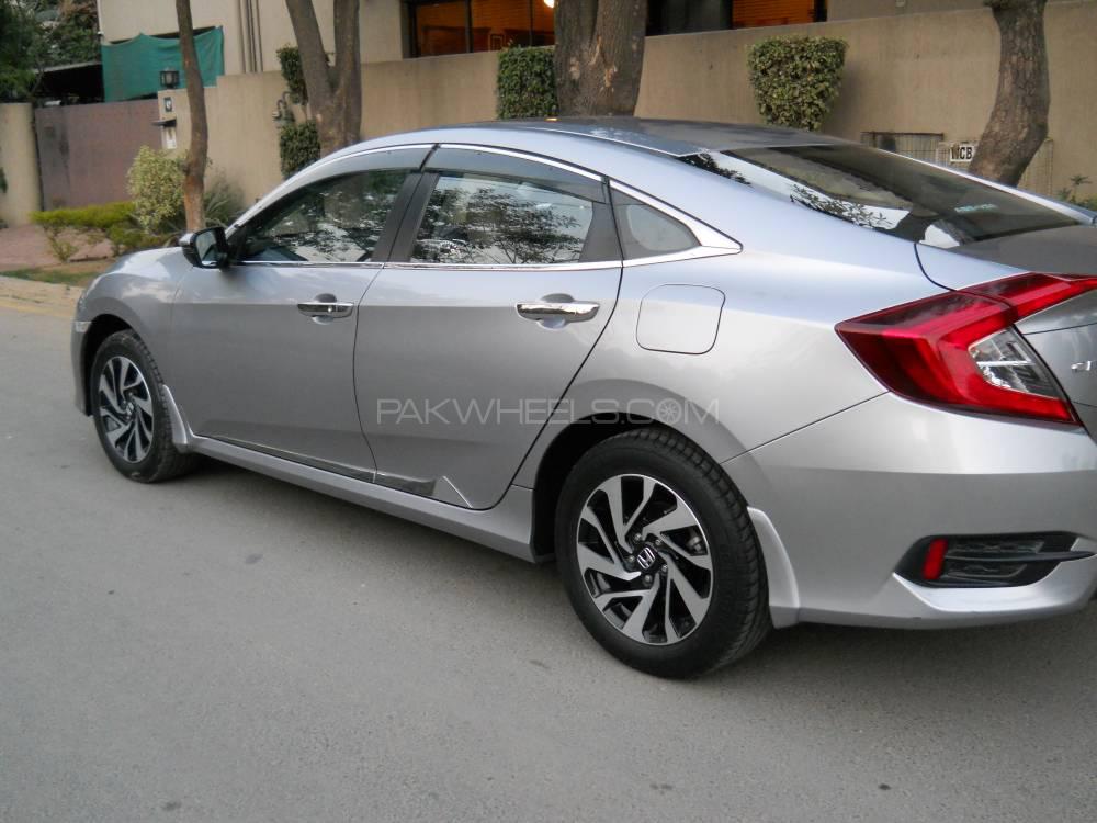 Honda Civic 2018 for Sale in Lahore Honda Civic 2018 for Sale in Lahore Image-4