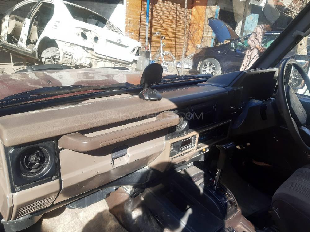 Toyota Land Cruiser 1993 for Sale in Swat Toyota Land Cruiser 1993 for Sale in Swat Image-5