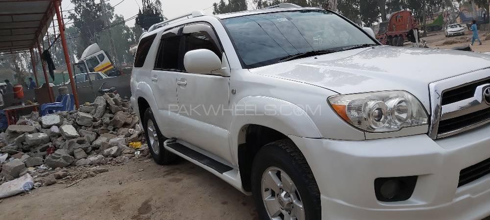 Toyota Surf 2004 for Sale in Mansehra Image-1