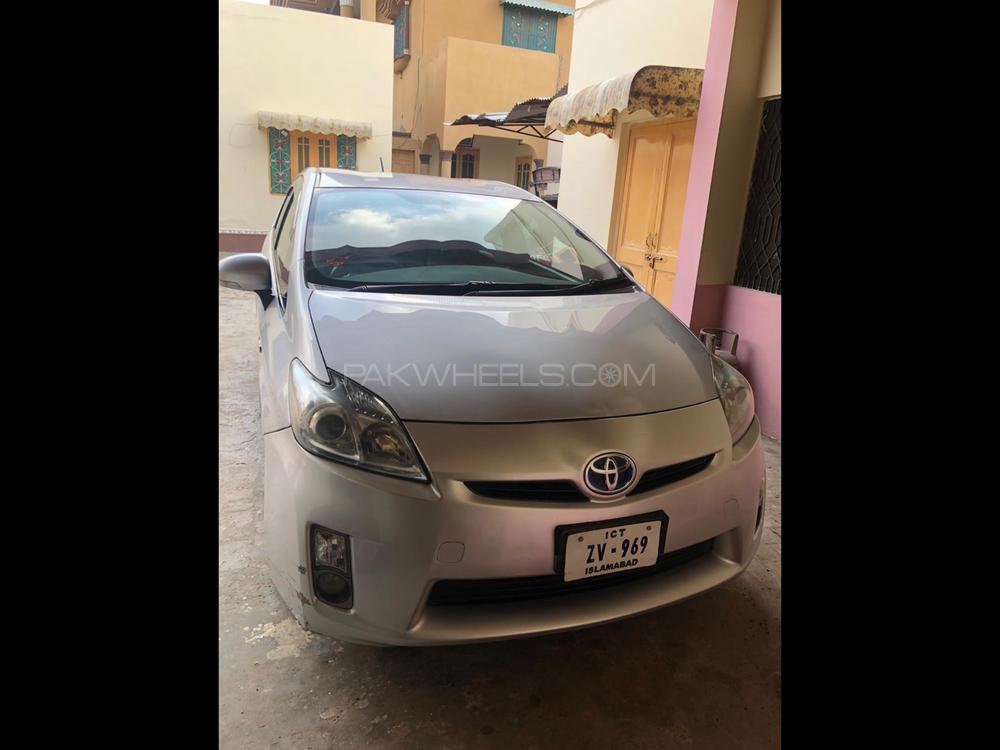 Toyota Prius 2010 for Sale in Lahore Toyota Prius 2010 for Sale in Lahore Image-9