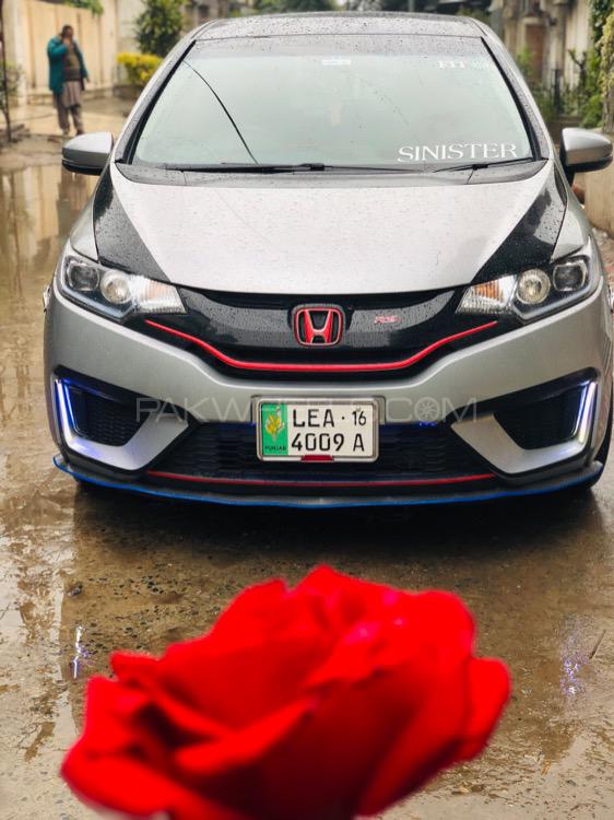 Honda Fit - 2016  Honda Fit - 2016  Image-3