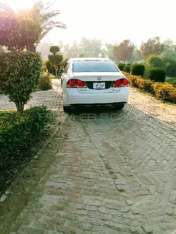 ہونڈا سوک 2011 for Sale in لیاقت پور ہونڈا سوک 2011 for Sale in لیاقت پور Image-11