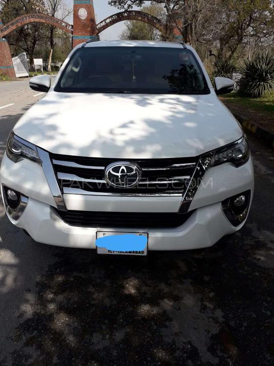 Toyota Fortuner 2017 for Sale in Islamabad Image-1
