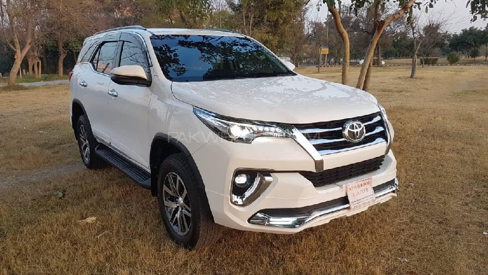 Toyota Fortuner 2018 for Sale in Islamabad Image-1