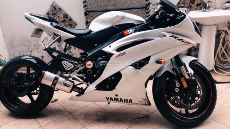 Yamaha YZF-R6S - 2010  Image-1