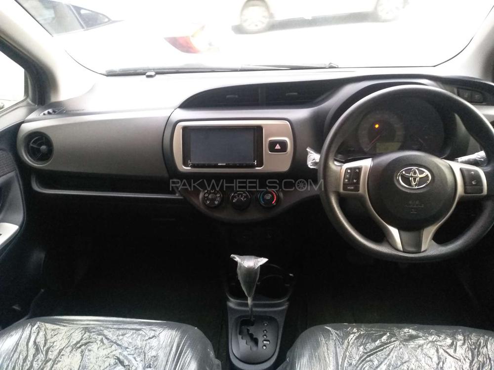 Toyota Vitz 2016 for Sale in Rawalpindi Toyota Vitz 2016 for Sale in Rawalpindi Image-11