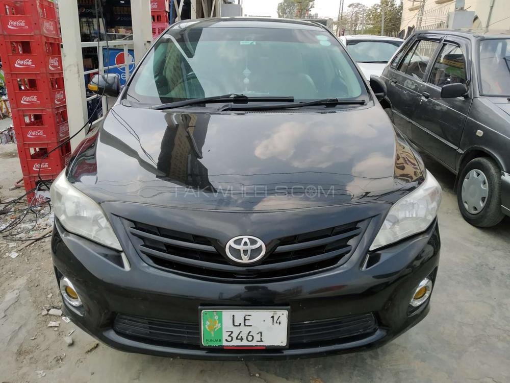 Toyota Corolla 2013 for Sale in Lahore Image-1