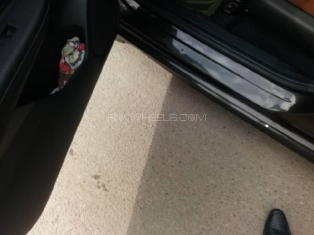 Honda Fit 2015 for Sale in Karachi Honda Fit 2015 for Sale in Karachi Image-17