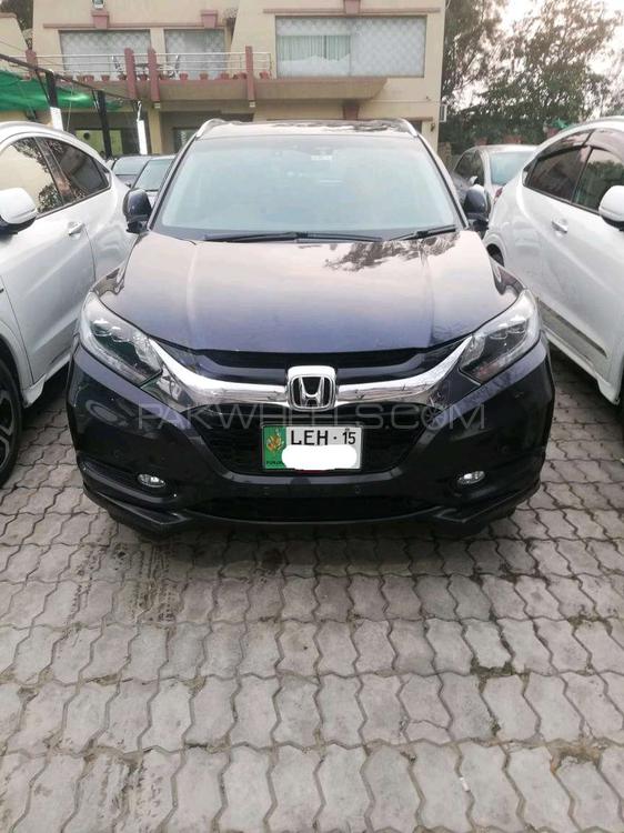 Honda Vezel 2014 for Sale in Lahore Image-1