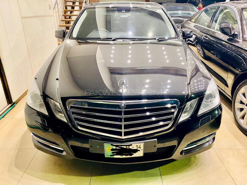 Mercedes Benz E Class 2011 for Sale in Lahore Image-1