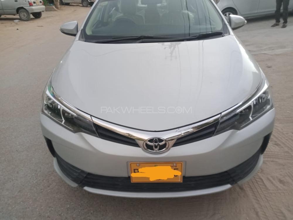 Toyota Corolla 2017 for Sale in Karachi Image-1