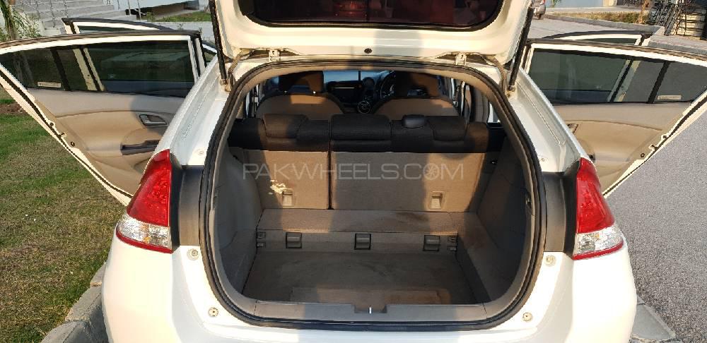 Honda Insight 2010 for Sale in Islamabad Honda Insight 2010 for Sale in Islamabad Image-5