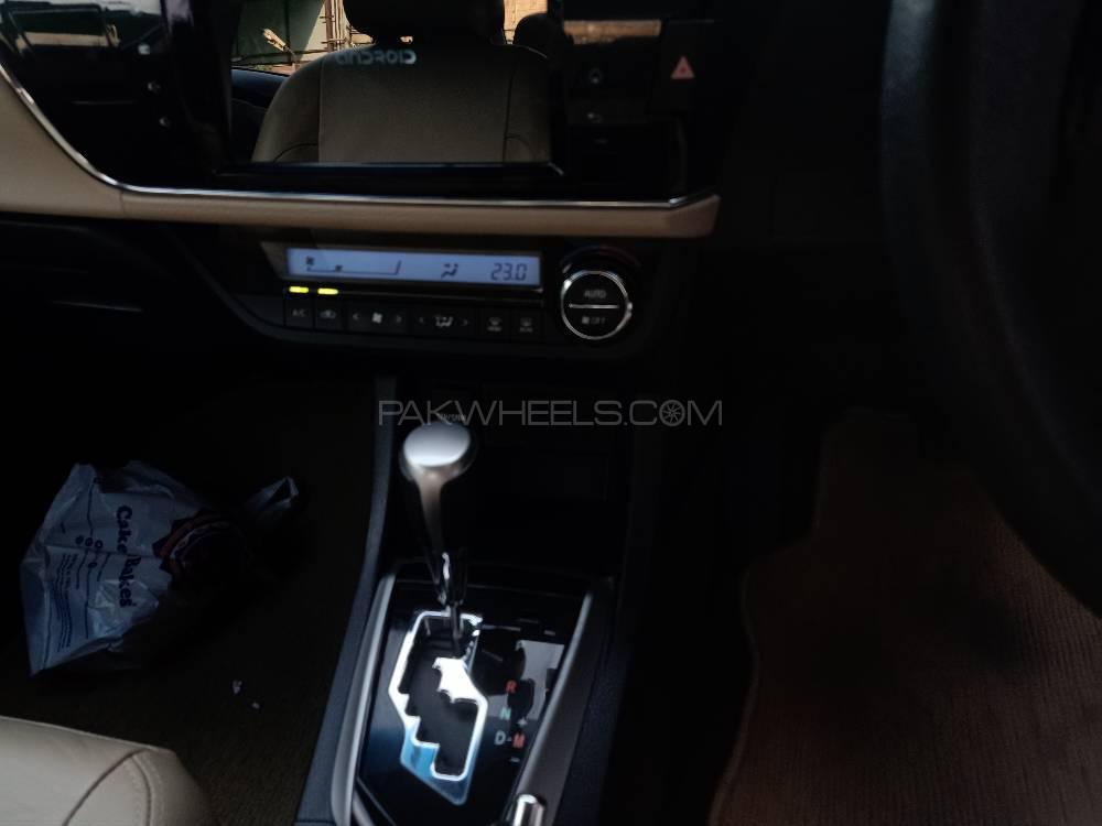 Toyota Corolla 2016 for Sale in Lahore Toyota Corolla 2016 for Sale in Lahore Image-8