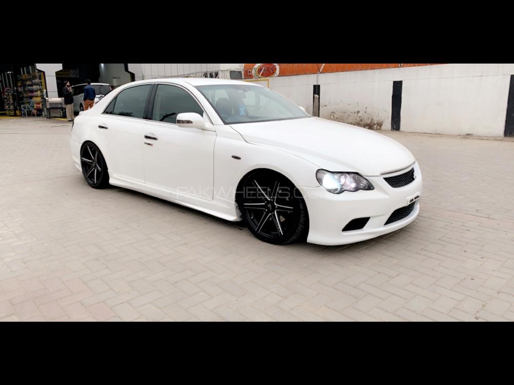 Toyota Mark X 2004 for Sale in Sialkot Image-1