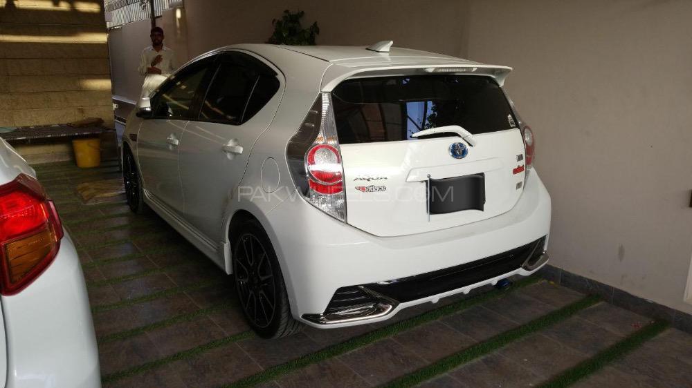 ٹویوٹا اکوا 2014 for Sale in کراچی ٹویوٹا اکوا 2014 for Sale in کراچی Image-5