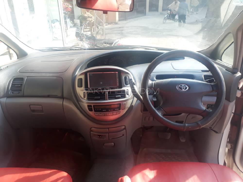 Toyota Estima 2002 for Sale in Rawalpindi Toyota Estima 2002 for Sale in Rawalpindi Image-4