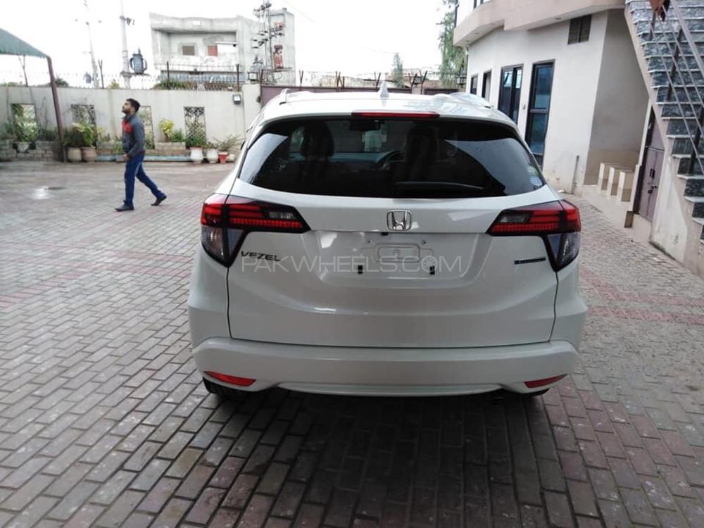 Honda Vezel 2015 for Sale in Islamabad Honda Vezel 2015 for Sale in Islamabad Image-13