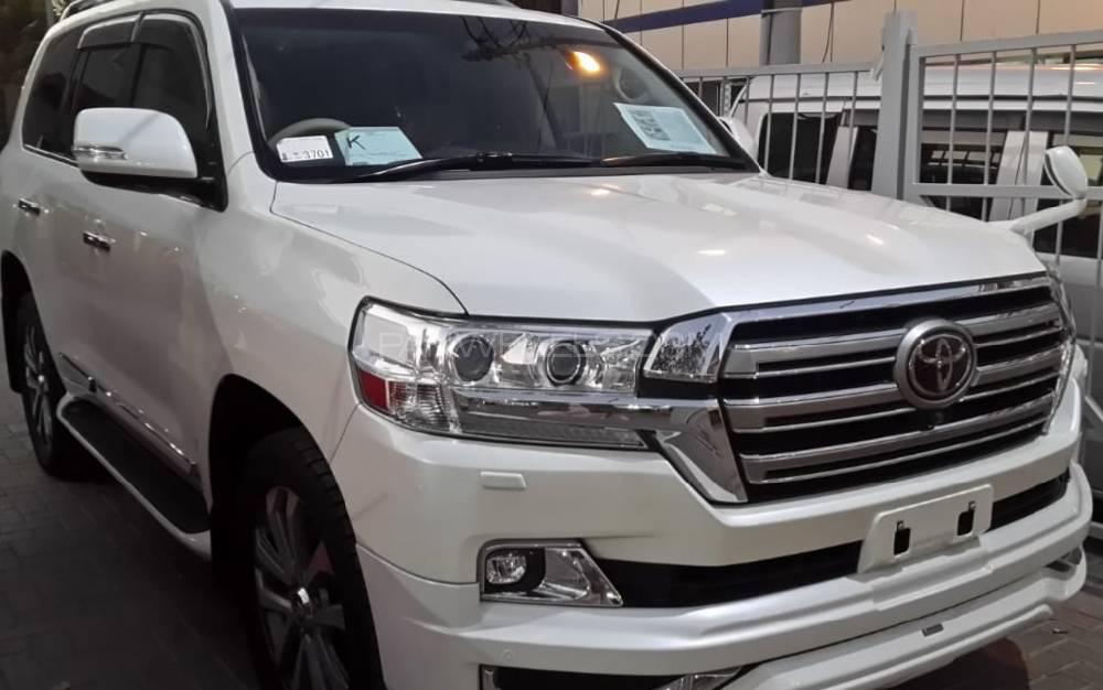 Toyota Land Cruiser 2017 for Sale in Islamabad Image-1
