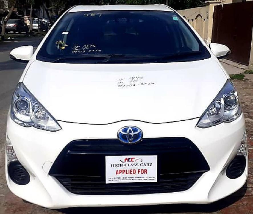 Toyota Aqua 2016 for Sale in Lahore Image-1
