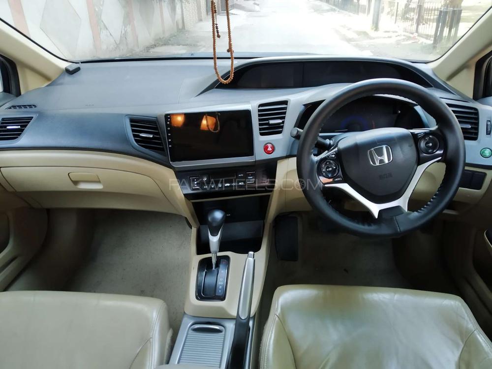 Honda Civic 2014 for Sale in Lahore Honda Civic 2014 for Sale in Lahore Image-9