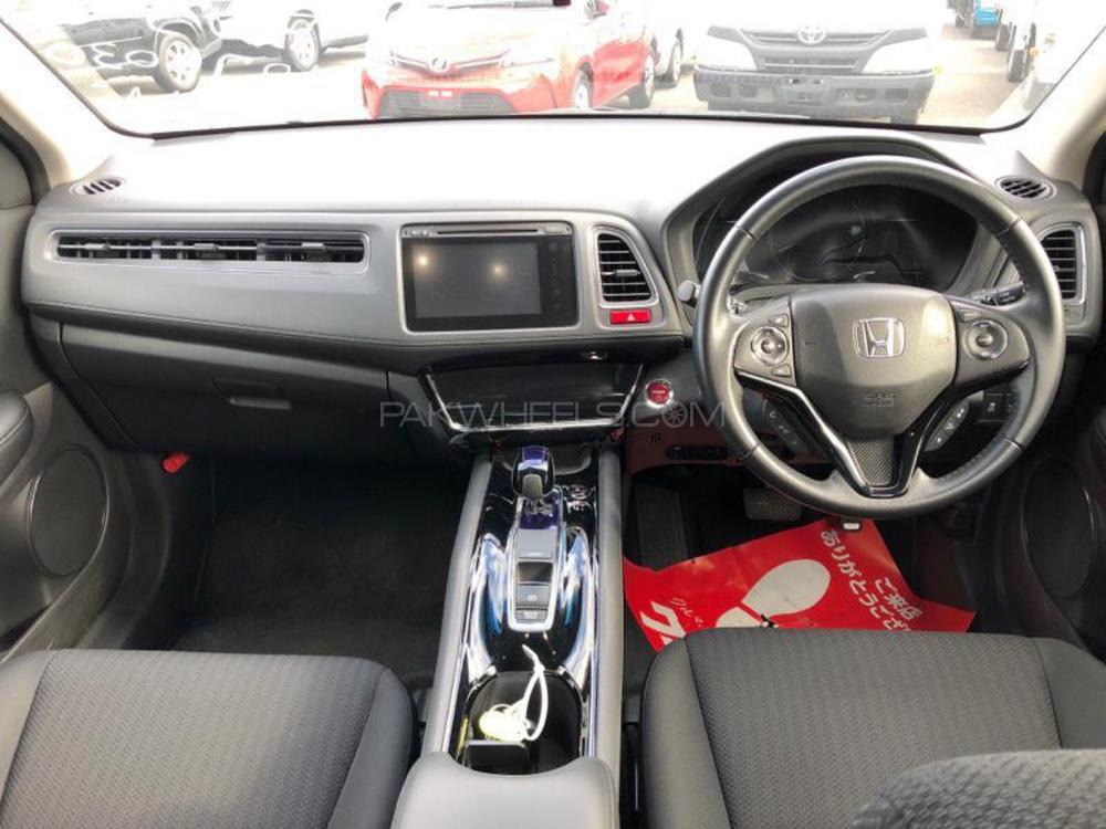 Honda Vezel 2014 for Sale in Islamabad Image-1