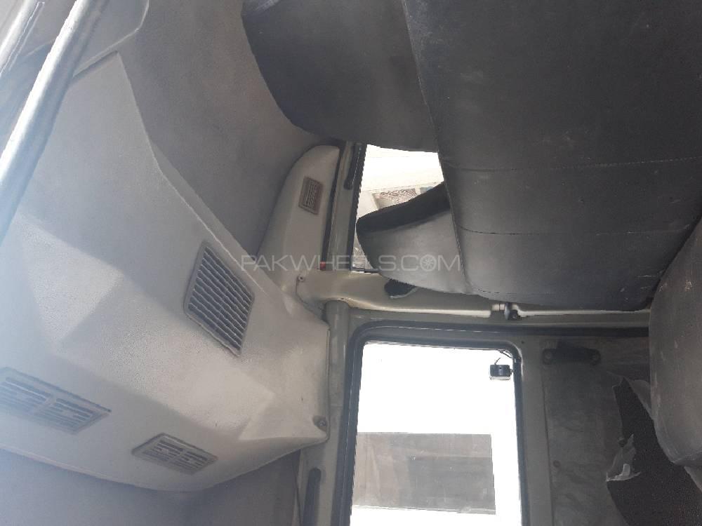 Suzuki Bolan 2010 for Sale in Faisalabad Suzuki Bolan 2010 for Sale in Faisalabad Image-5