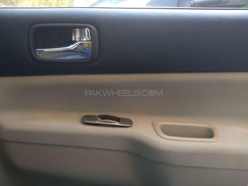 Mitsubishi Lancer 2005 for Sale in Karachi Mitsubishi Lancer 2005 for Sale in Karachi Image-15