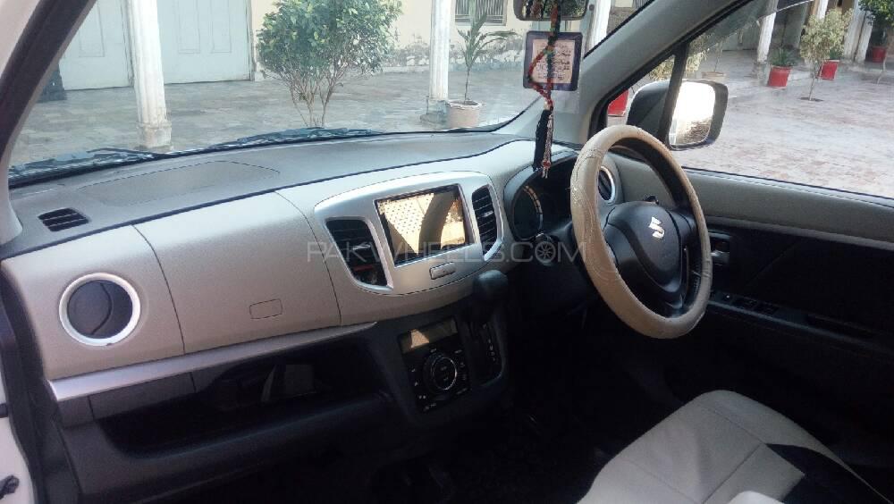 Suzuki Wagon R 2014 for Sale in Khanewal Suzuki Wagon R 2014 for Sale in Khanewal Image-11