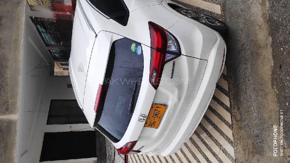 Honda Vezel 2016 for Sale in Islamabad Honda Vezel 2016 for Sale in Islamabad Image-5