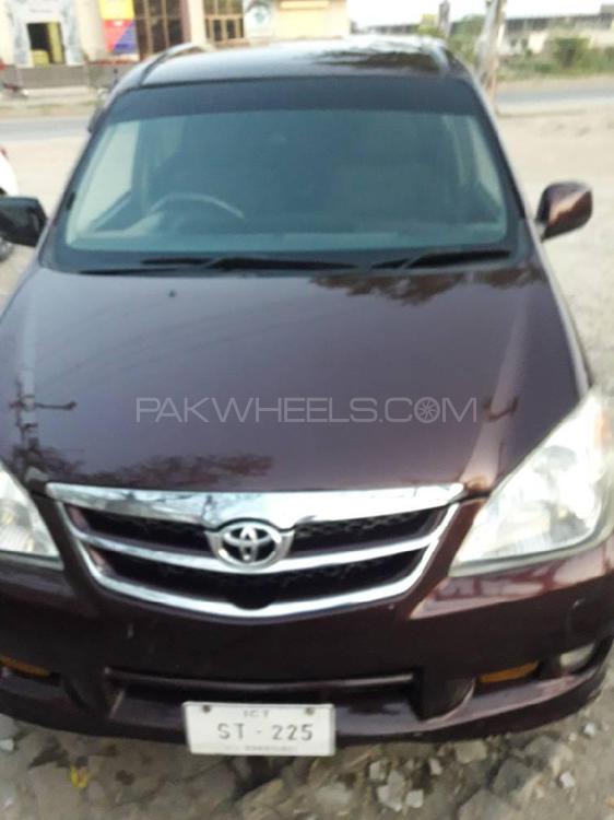 Toyota Avanza 2011 for Sale in Gujrat Image-1