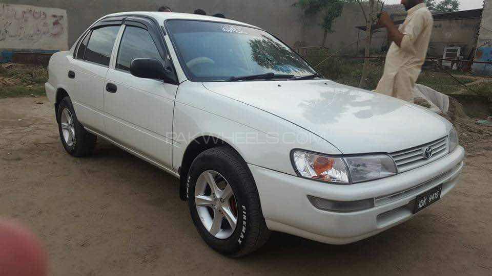 Toyota Corolla - 2001 2D Toyota Corolla - 2001 2D Image-2