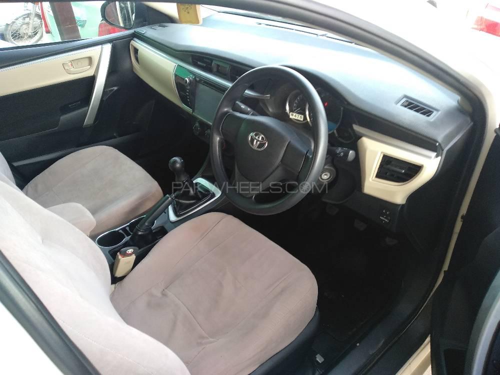 Toyota Corolla 2015 for Sale in Rahim Yar Khan Toyota Corolla 2015 for Sale in Rahim Yar Khan Image-5