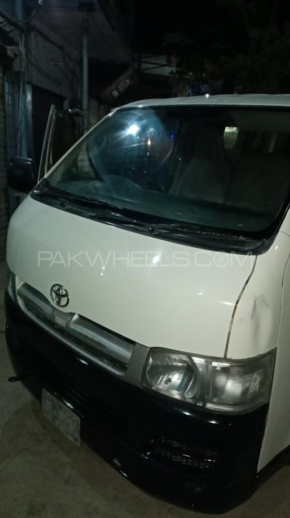 Toyota Hiace 2006 for Sale in Gujranwala Image-1