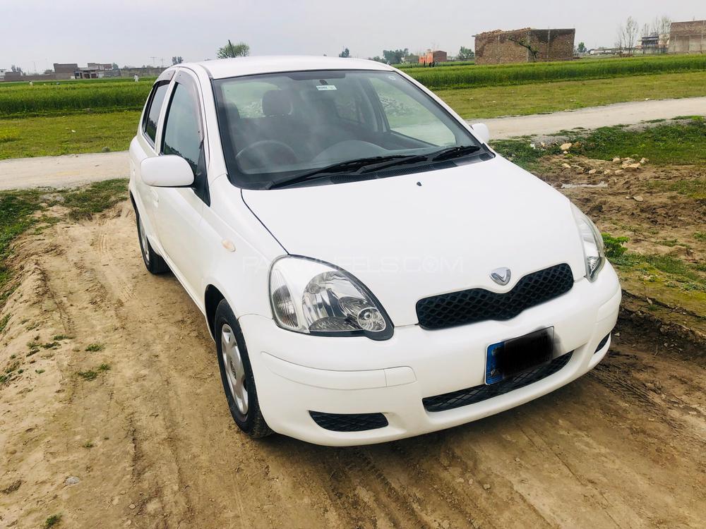 Toyota Vitz 2003 for Sale in Mardan Image-1