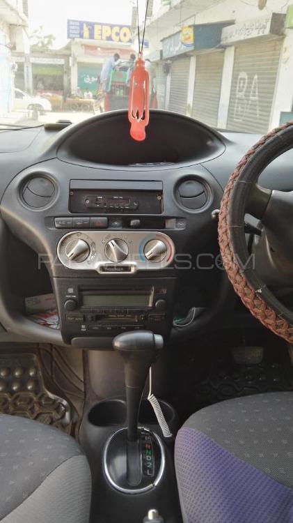 Toyota Vitz 2003 for Sale in Peshawar Toyota Vitz 2003 for Sale in Peshawar Image-2