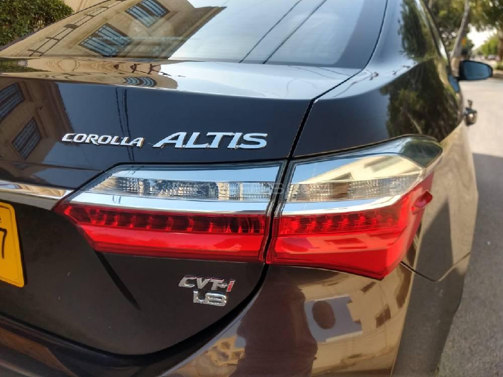 Toyota Corolla 2018 for Sale in Karachi Toyota Corolla 2018 for Sale in Karachi Image-8