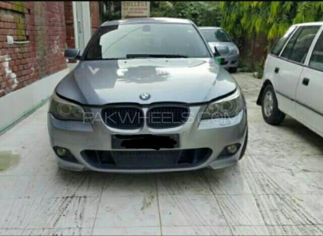 BMW 5 Series - 2005  Image-1
