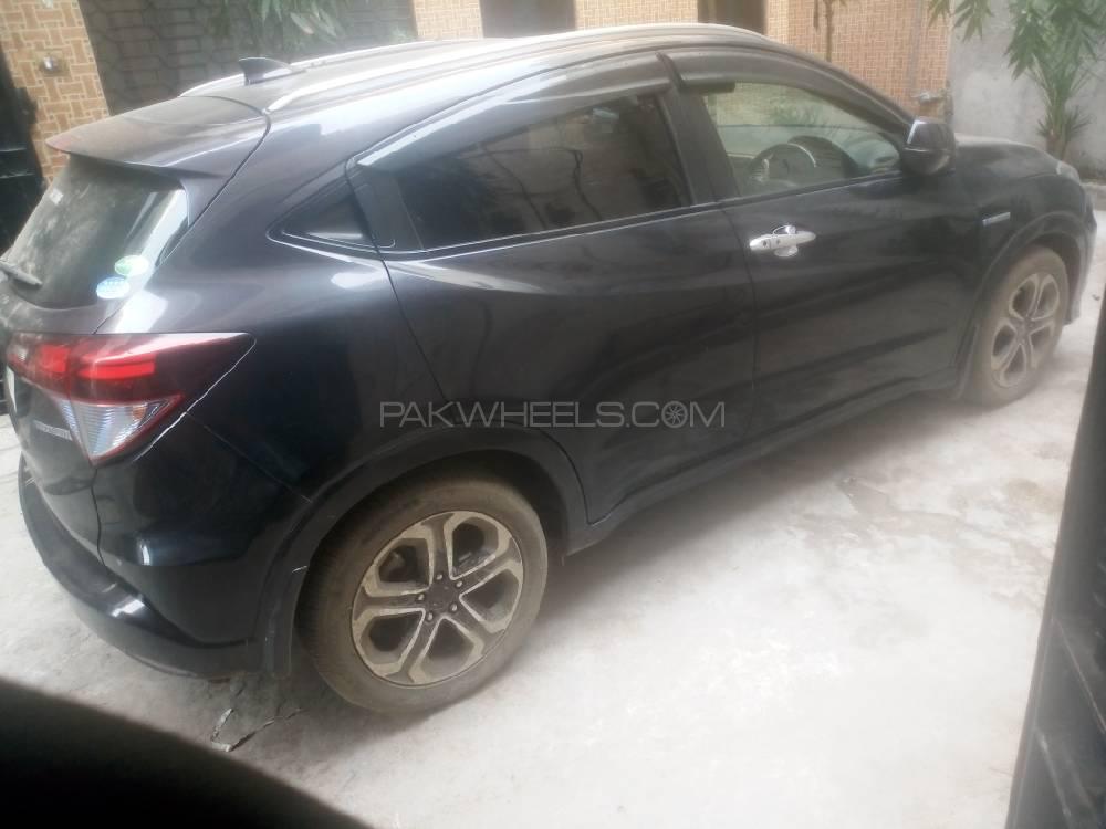 Honda Vezel 2014 for Sale in Lahore Honda Vezel 2014 for Sale in Lahore Image-2