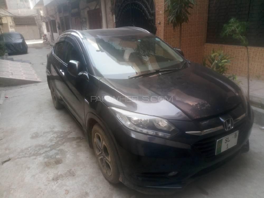 Honda Vezel 2014 for Sale in Lahore Honda Vezel 2014 for Sale in Lahore Image-8