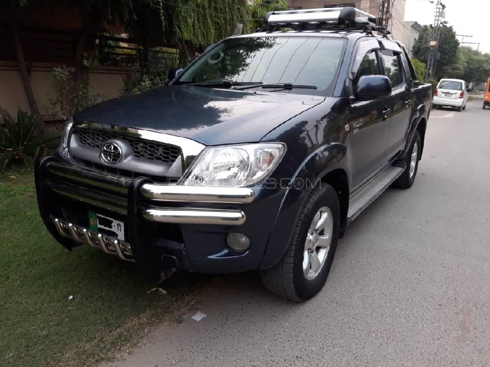 Toyota Hilux 2011 for Sale in Jhang Image-1